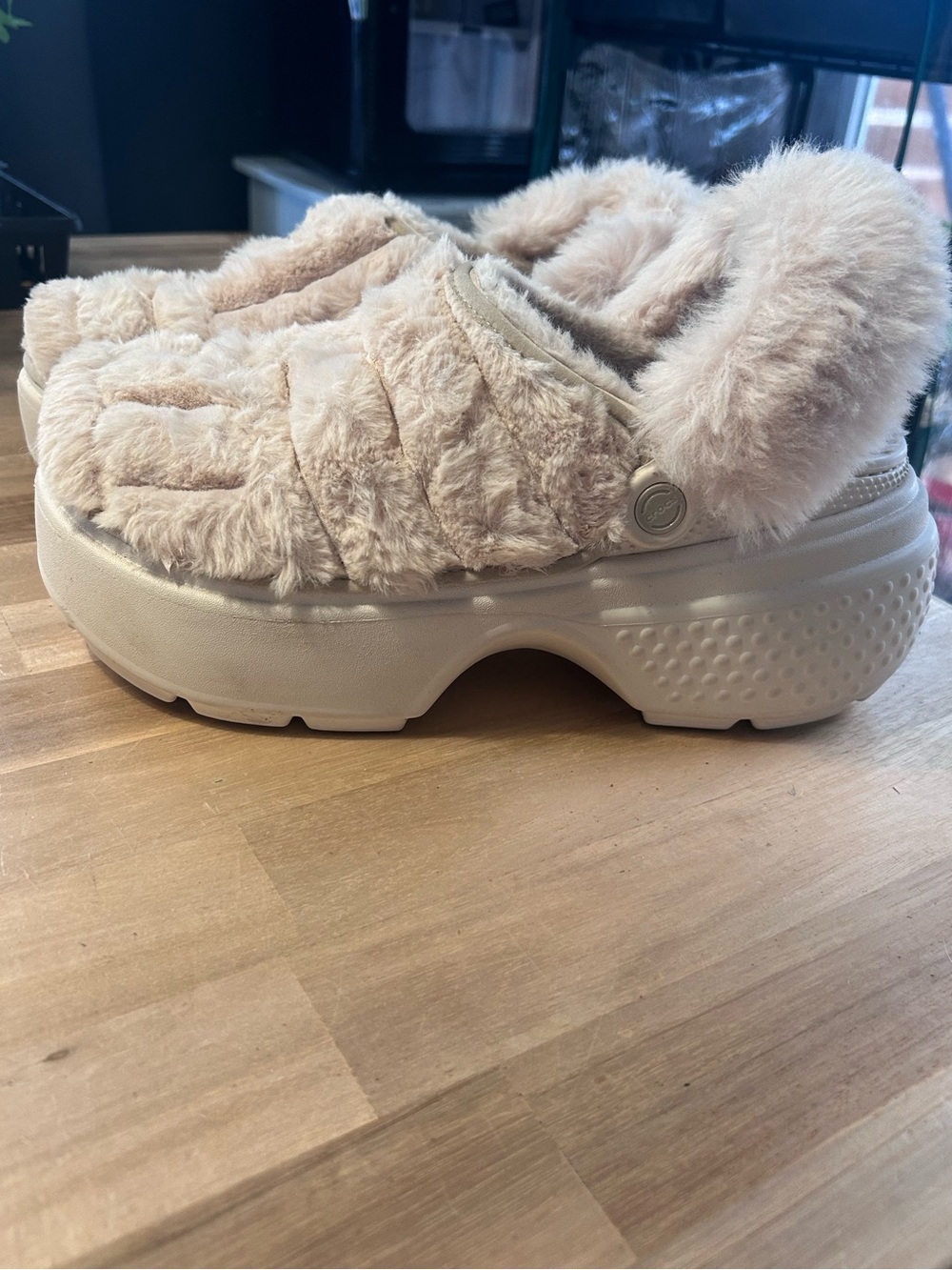 🤍 Crocs Fur Lined Platform Clogs Beige / Crème – Femme 11
